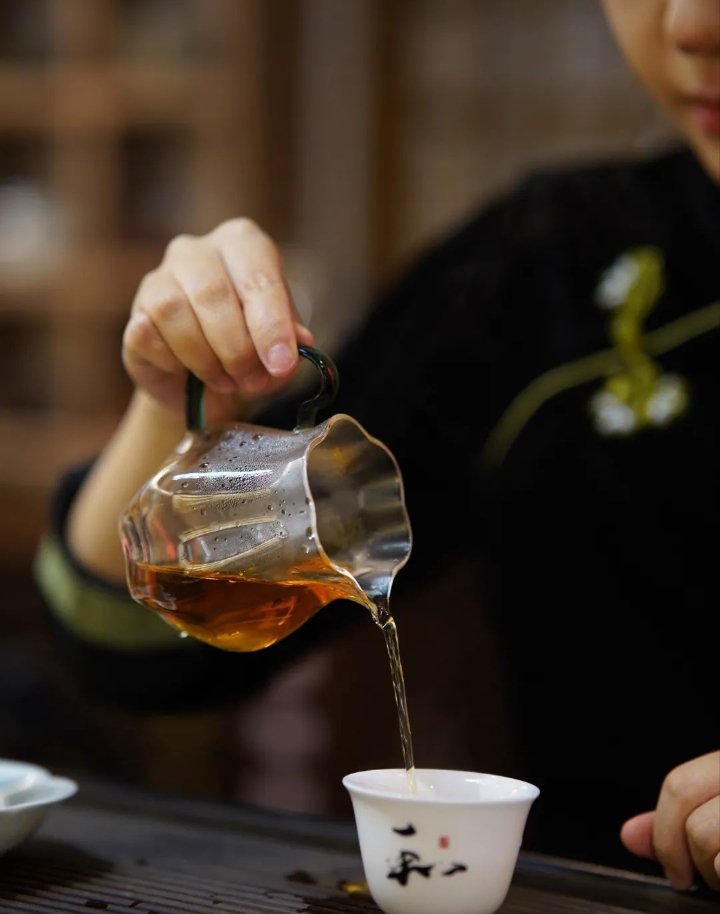 永州如何约到鸡公司/永州咋约得便宜的鸡怎么约/约的鸡公司fds